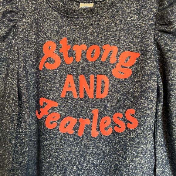 Old Navy “Strong & Fearless” Plush Top - Size 2T - Picture 3 of 8